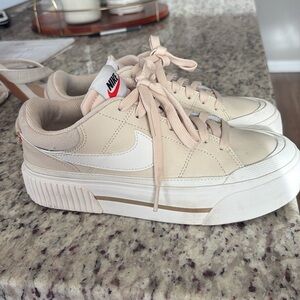 Nike blazer platform women’s 6 worn 2